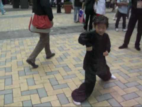 7 Year Old Girl Performs Chen Tai Chi